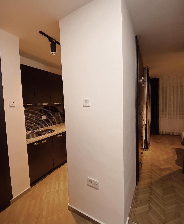 Diamond Apartment Prishtina 2 Pristina Exterior foto